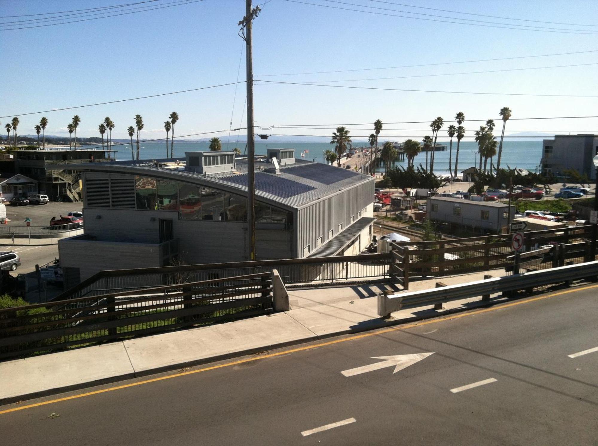 Howard Johnson By Wyndham Santa Cruz Beach Boardwalk Bagian luar foto